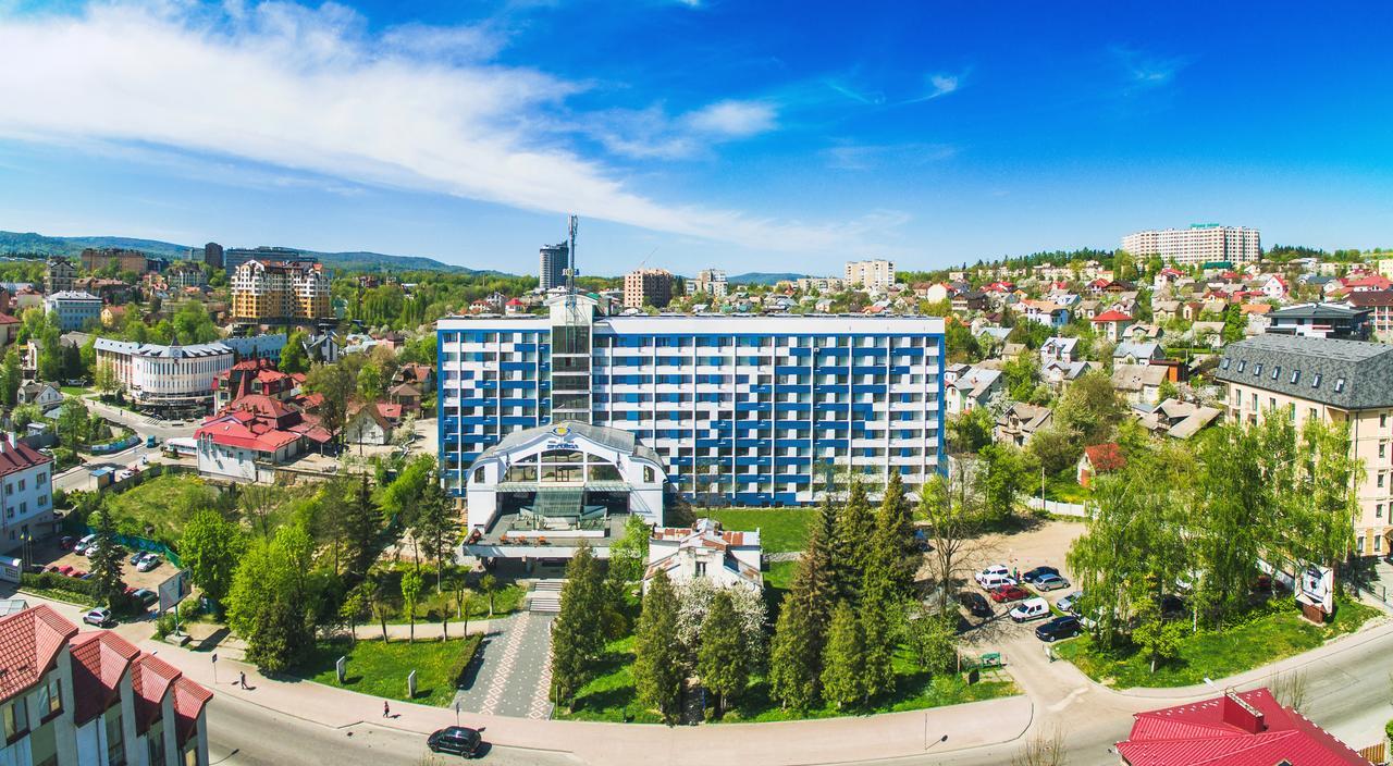 Truskavets 365 Hotel Exterior foto